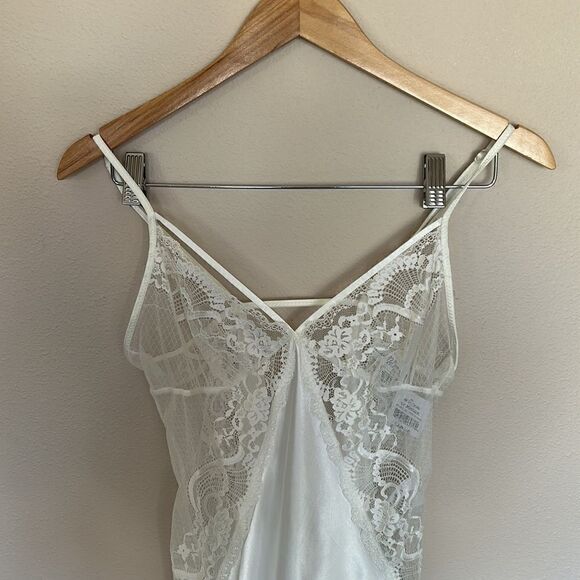 Women's In Bloom Lingerie White Silk Size L - Picture 2 of 3